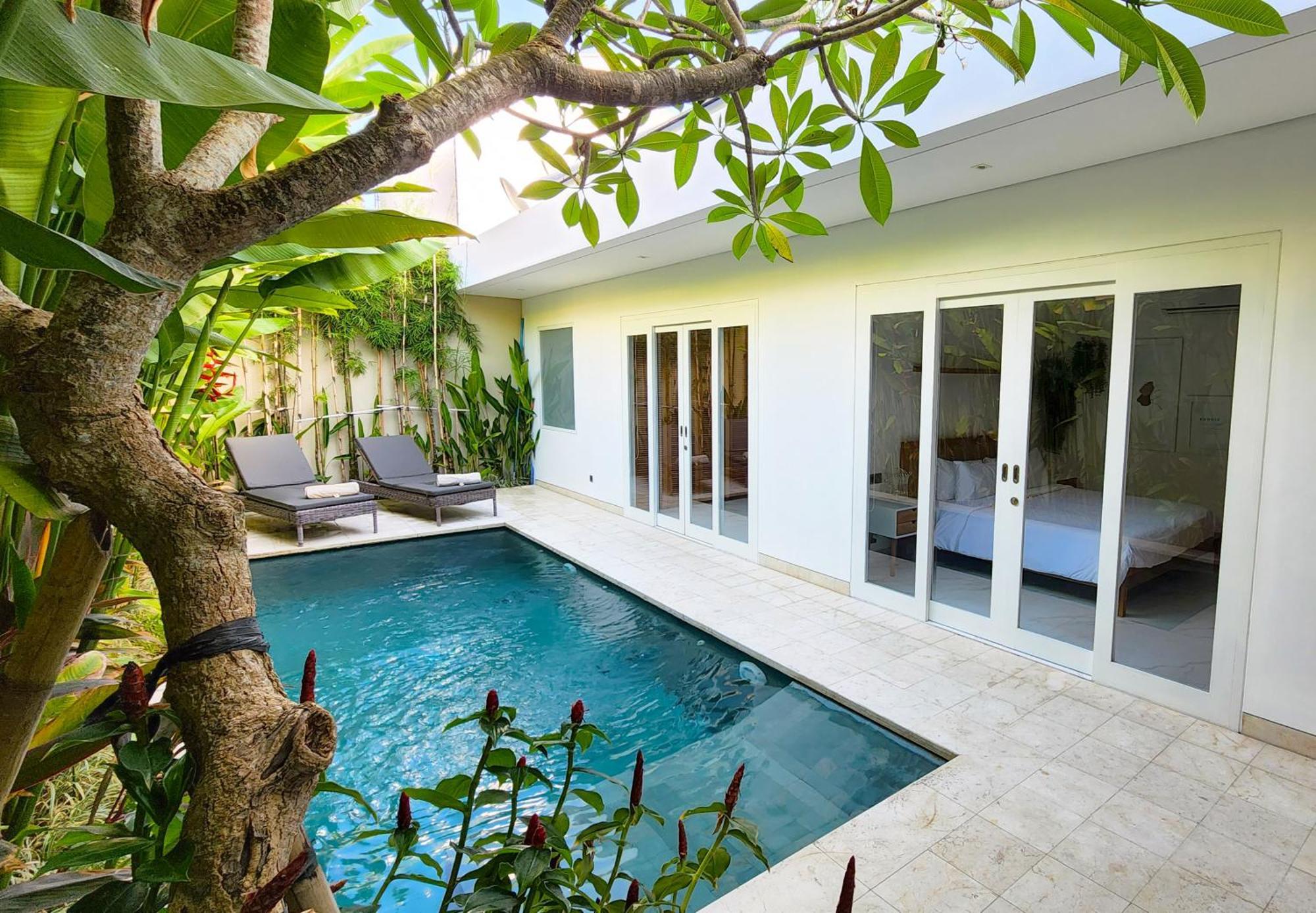 סמיניאק Villa Vana, Sitara Villa Group מראה חיצוני תמונה