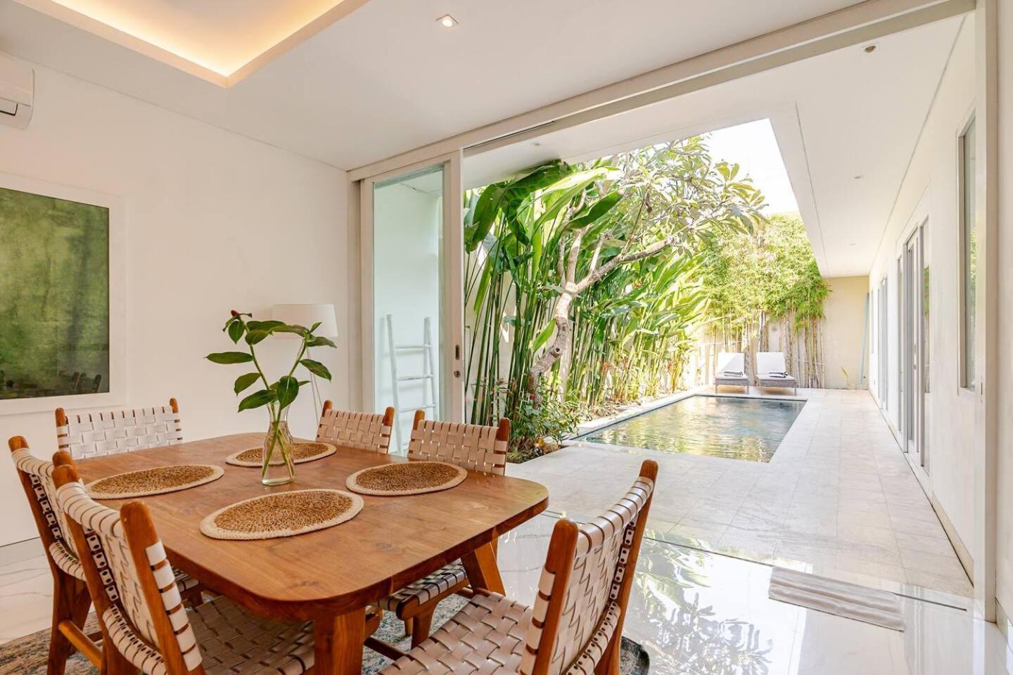 סמיניאק Villa Vana, Sitara Villa Group מראה חיצוני תמונה