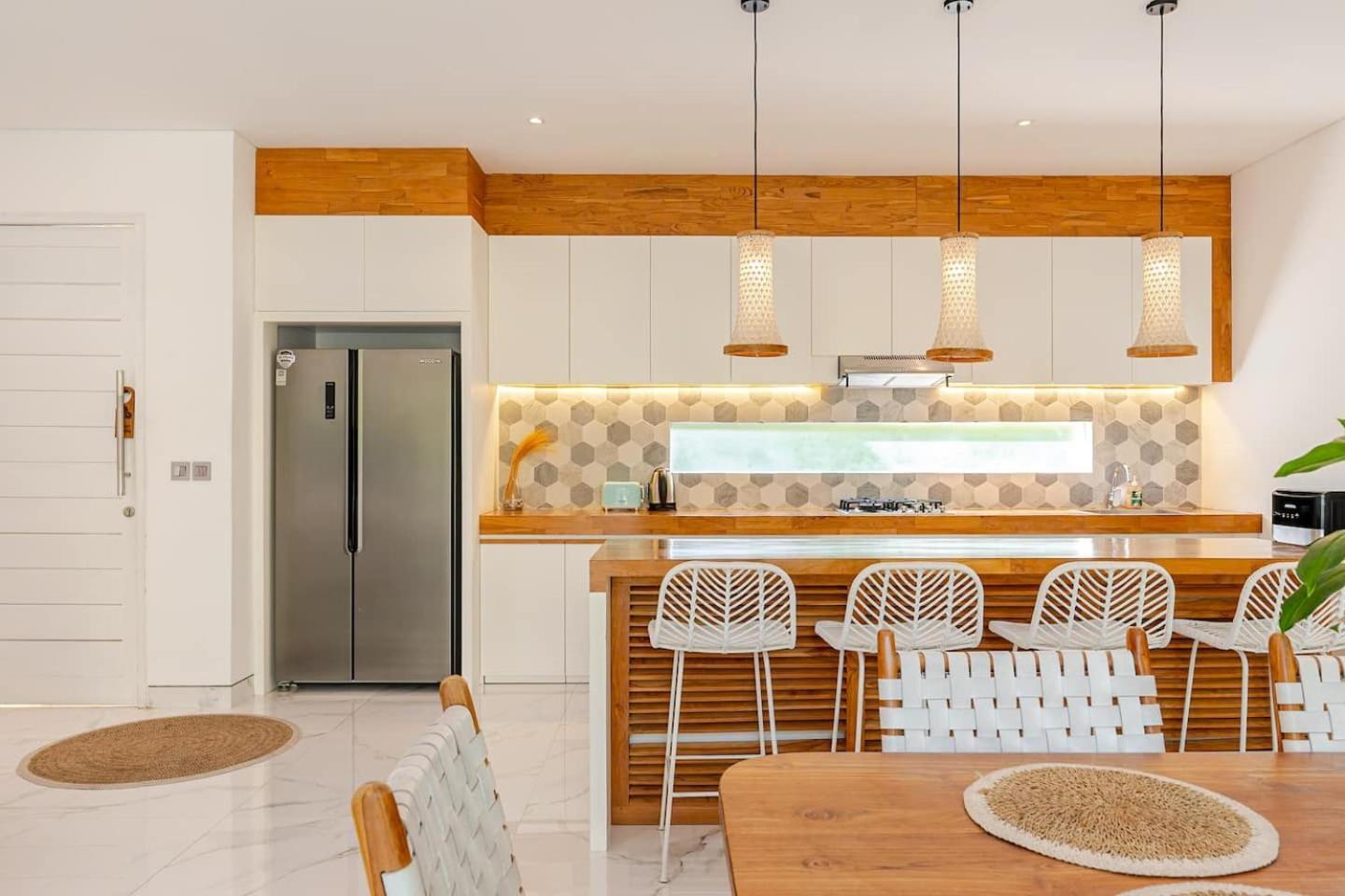 סמיניאק Villa Vana, Sitara Villa Group מראה חיצוני תמונה